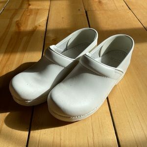 Dansko Clogs size 38 white